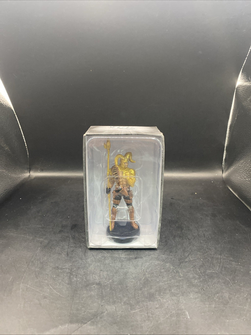 DC COMICS SUPER HERO - EAGLEMOSS FIGURE  -MAGOG CDB0443