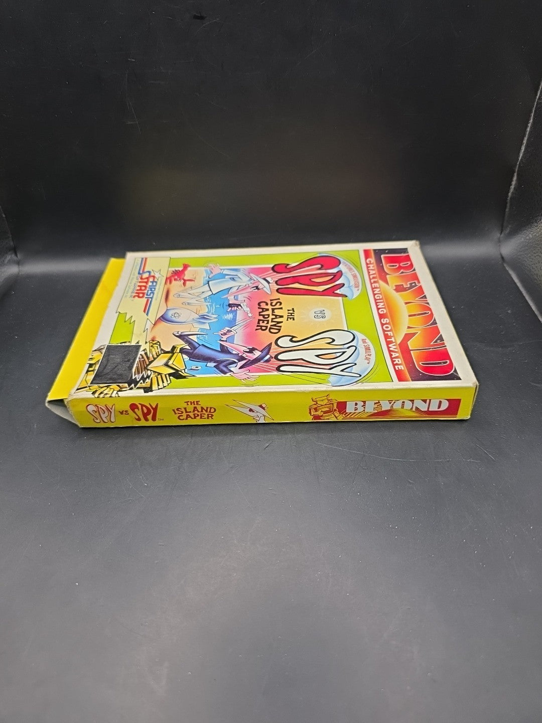 Spy vs Spy: The Island Caper Commodore 64 CIB Big Box  C64 PAL UK