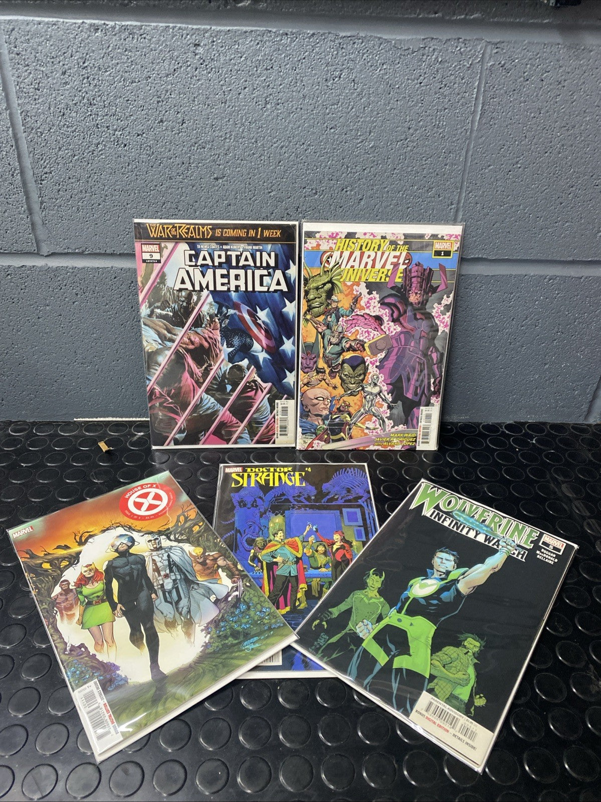 Marvel Comic Bundle 5 Comics