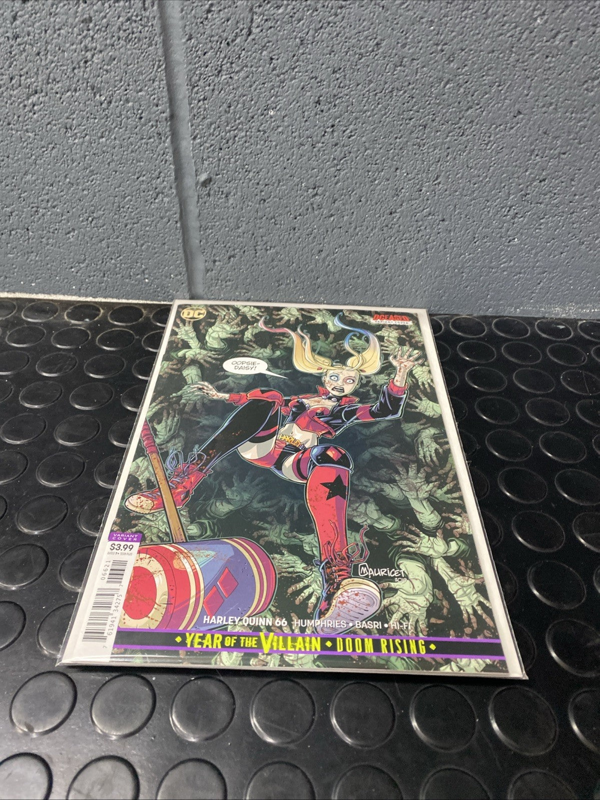 New Unread Harley Quinn #66 DC Comics 2019 Deceased Variant Cover Excellent Cond