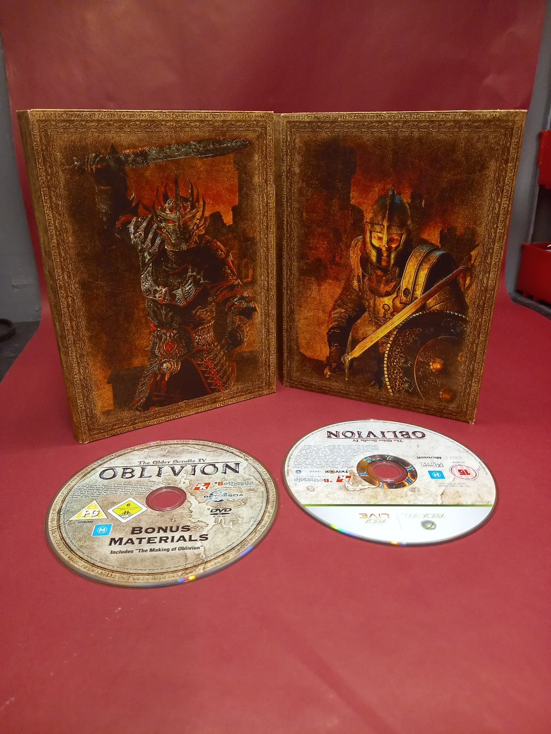 The Elder Scrolls IV: Oblivion -- Collector's Edition (Microsoft Xbox 360, 2006)