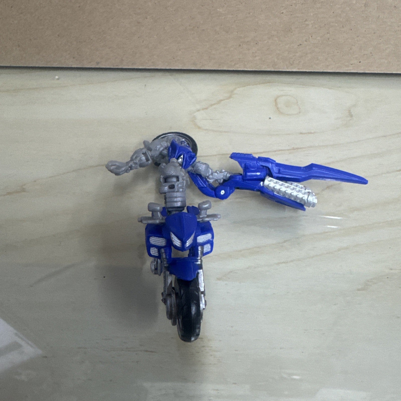 Takara TOMY Transformers SS-41 Chromia Arcee Elita