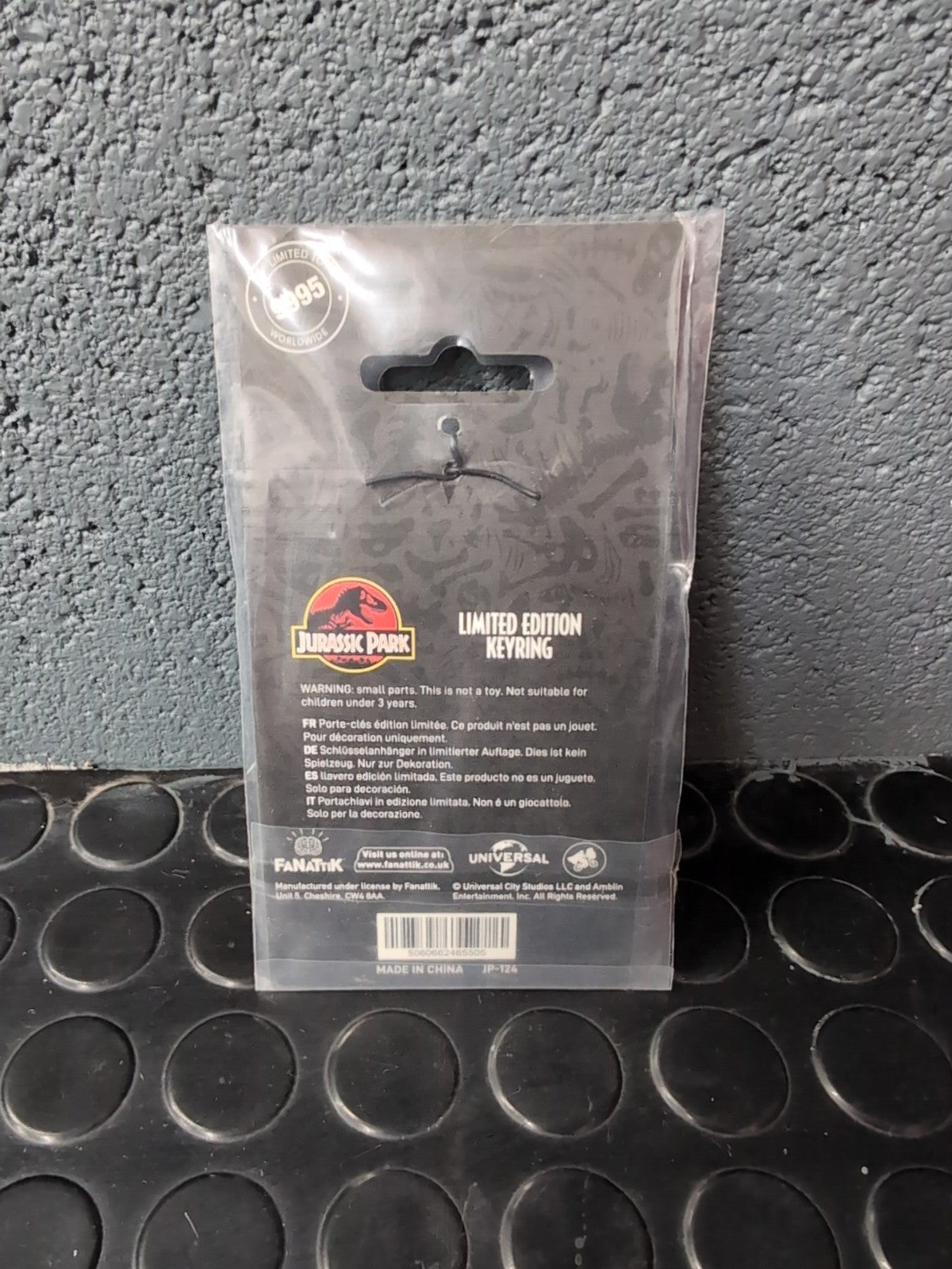 Jurassic Park Limited Edition InGen Keyring  | Officially Licensed | NEW (A2)