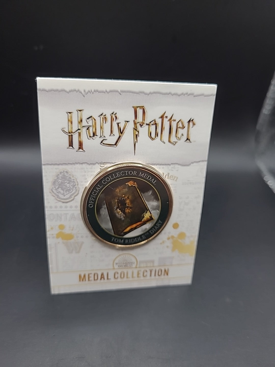 Harry Potter Official Medal Collection BLACK TOM RIDDLE DIARY