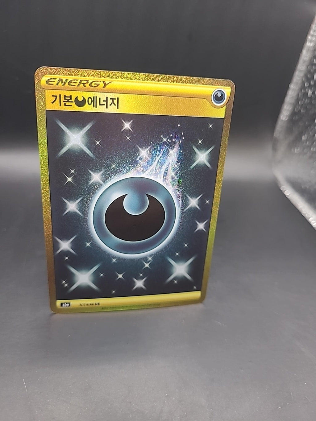 Darkness Energy 101/069 s6a Eevee Heroes UR Korean NM/M Pokemon TCG Card