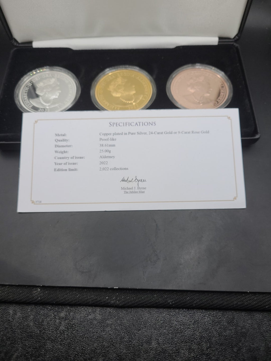 2022 Queen Elizabeth II Platinum Jubilee £5 Coin Collection, Limited Edition