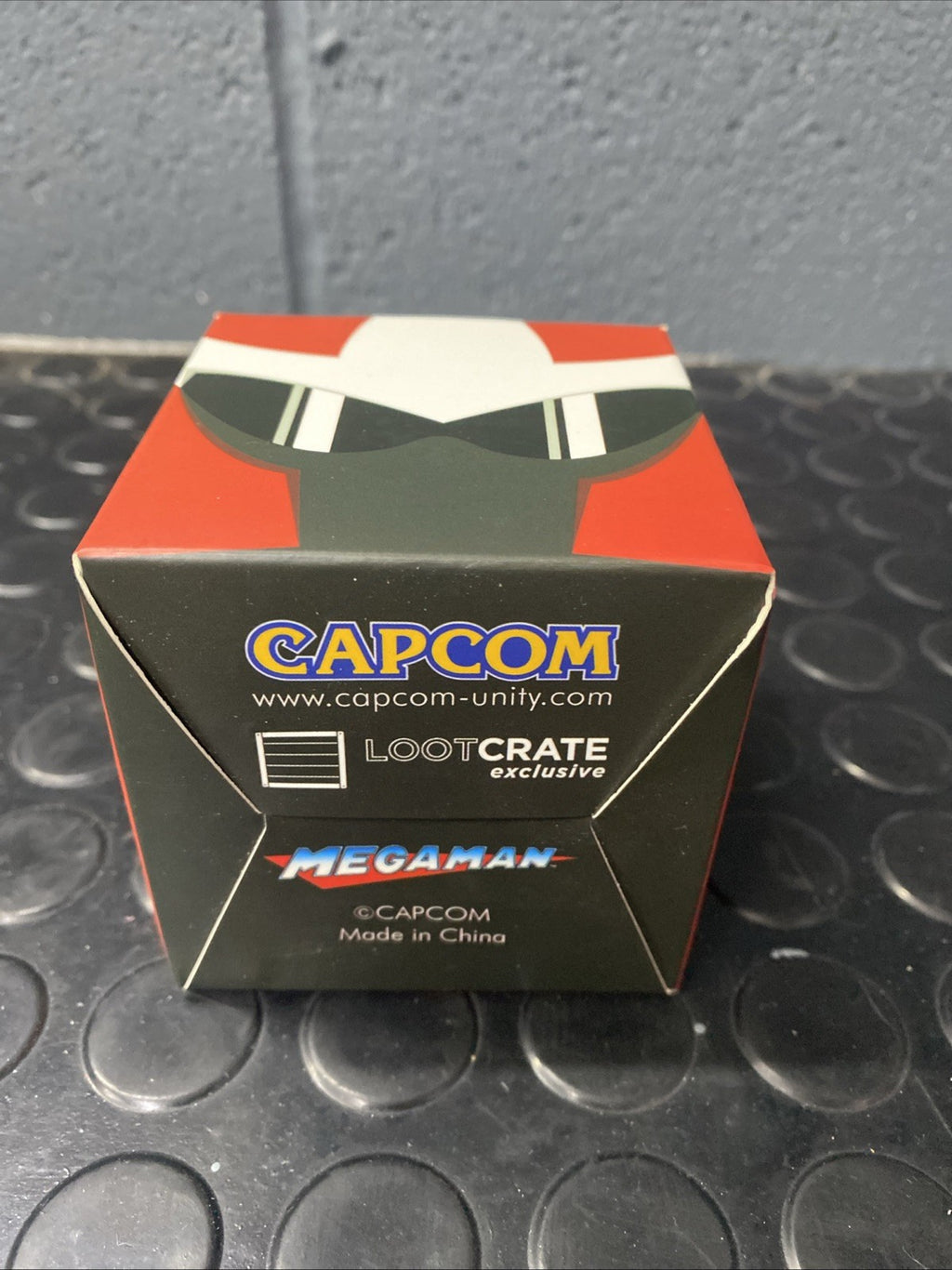 Capcom Megaman Helmet On Stand Lootcrate Exclusive Gaming Crate New In Open Box