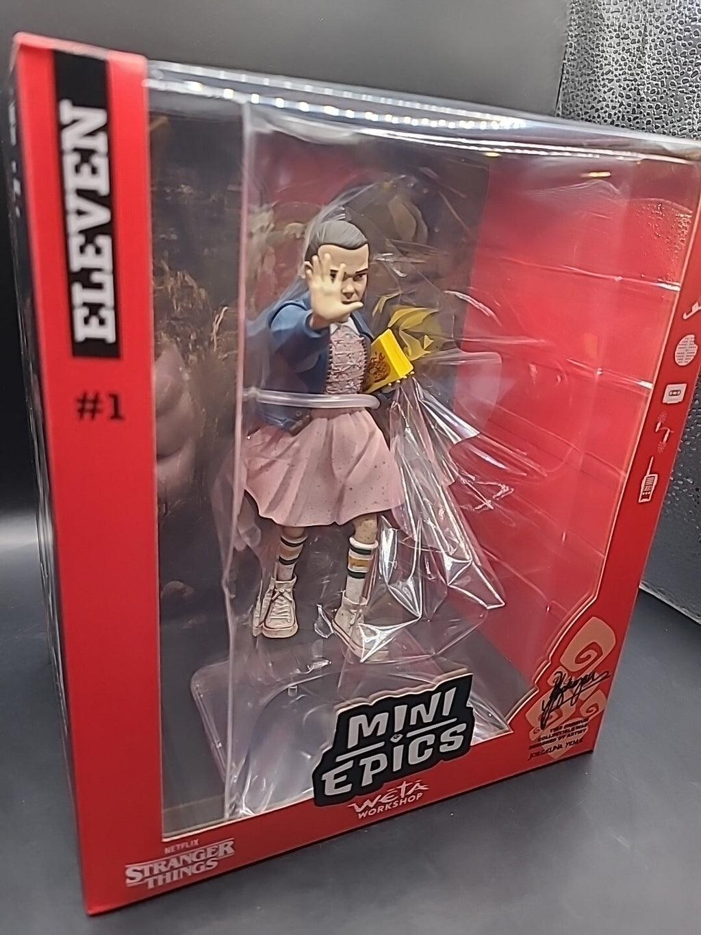 Stranger Things - Eleven Mini Epics  - New Sealed - Weta Workshop