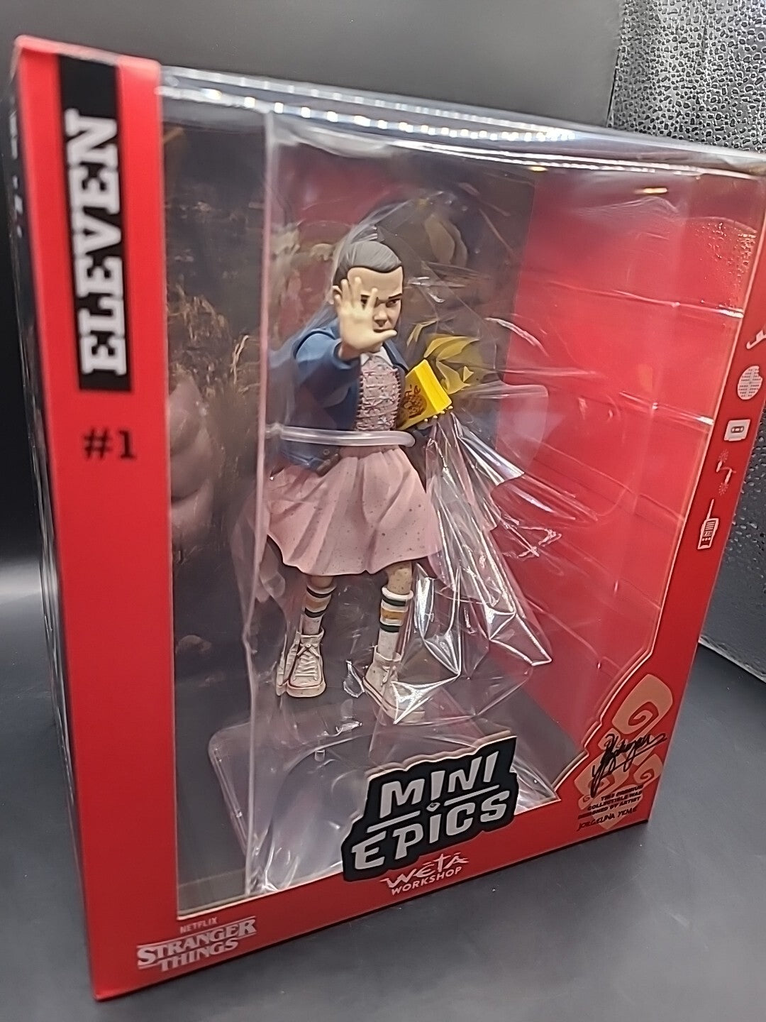 Stranger Things - Eleven Mini Epics  - New Sealed - Weta Workshop