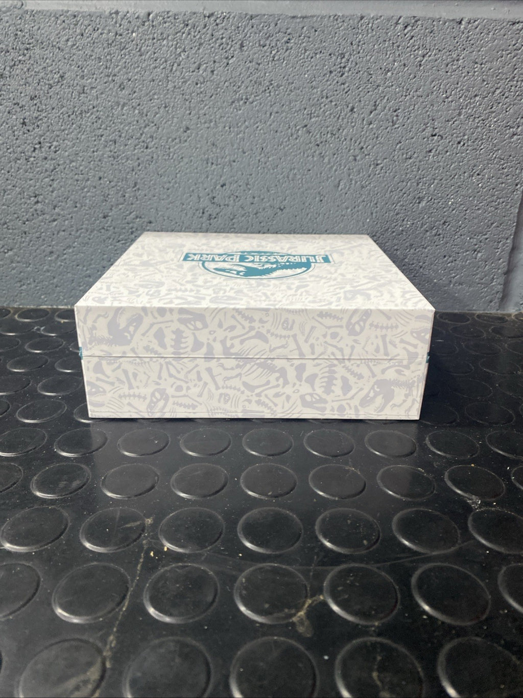 Jurassic Park | Genetics Laboratory Service Award Set