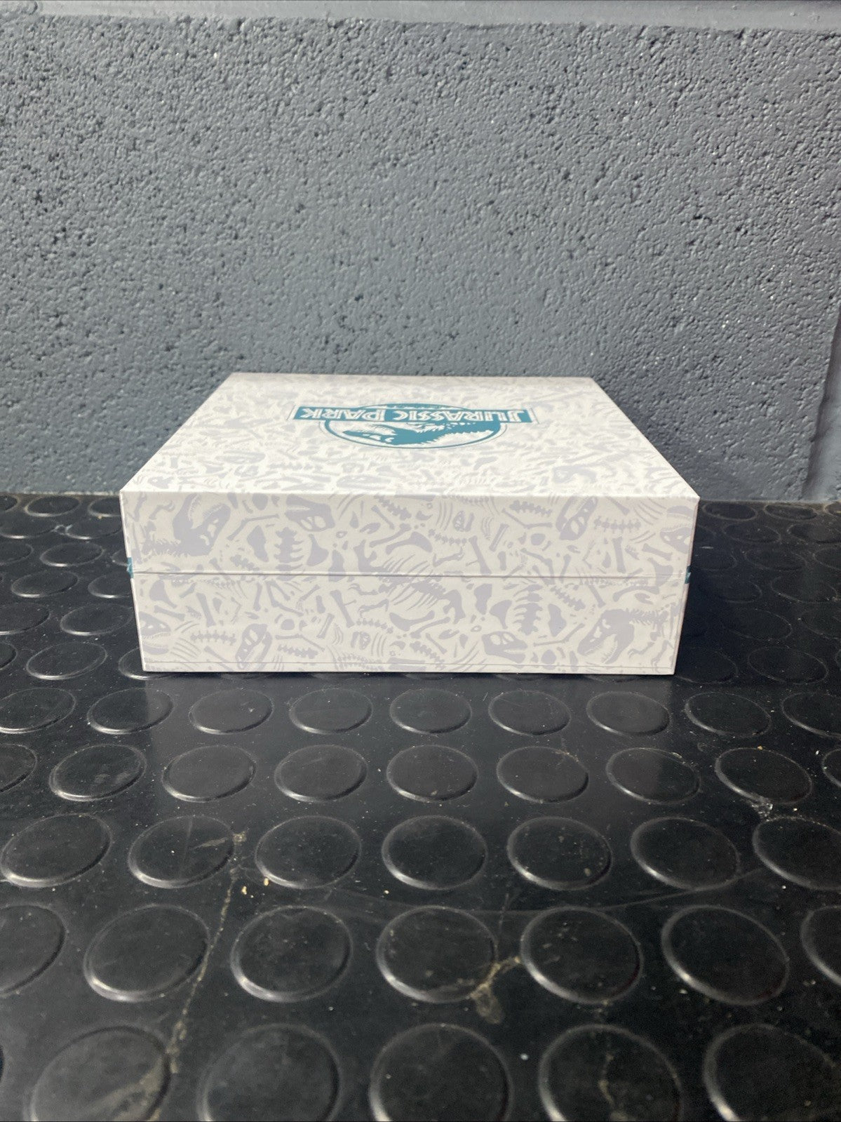 Jurassic Park | Genetics Laboratory Service Award Set