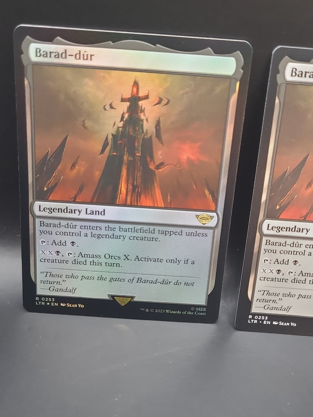 2x Barad-dur - Universes Beyond: LTR (1 Foil/1 Regular) - EN - R 0253 MTG