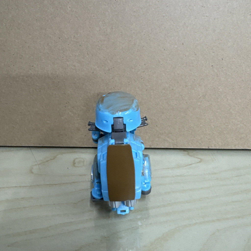 Transformers The Last Knight Premier Edition Autobot Sqweeks