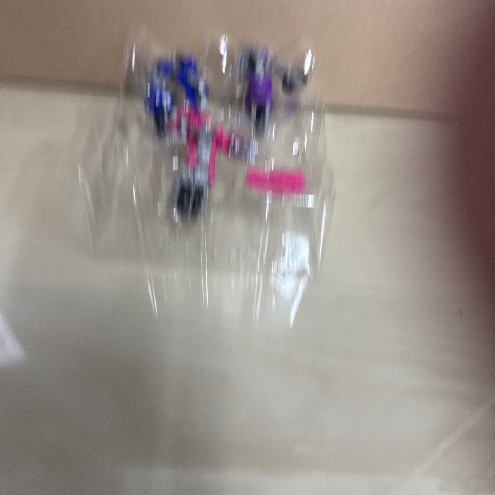 Takara TOMY Transformers SS-41 Chromia Arcee Elita
