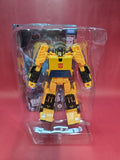 Hasbro Generations Transformers War for Cybertron: Earthrise - Sunstreaker 5.5"