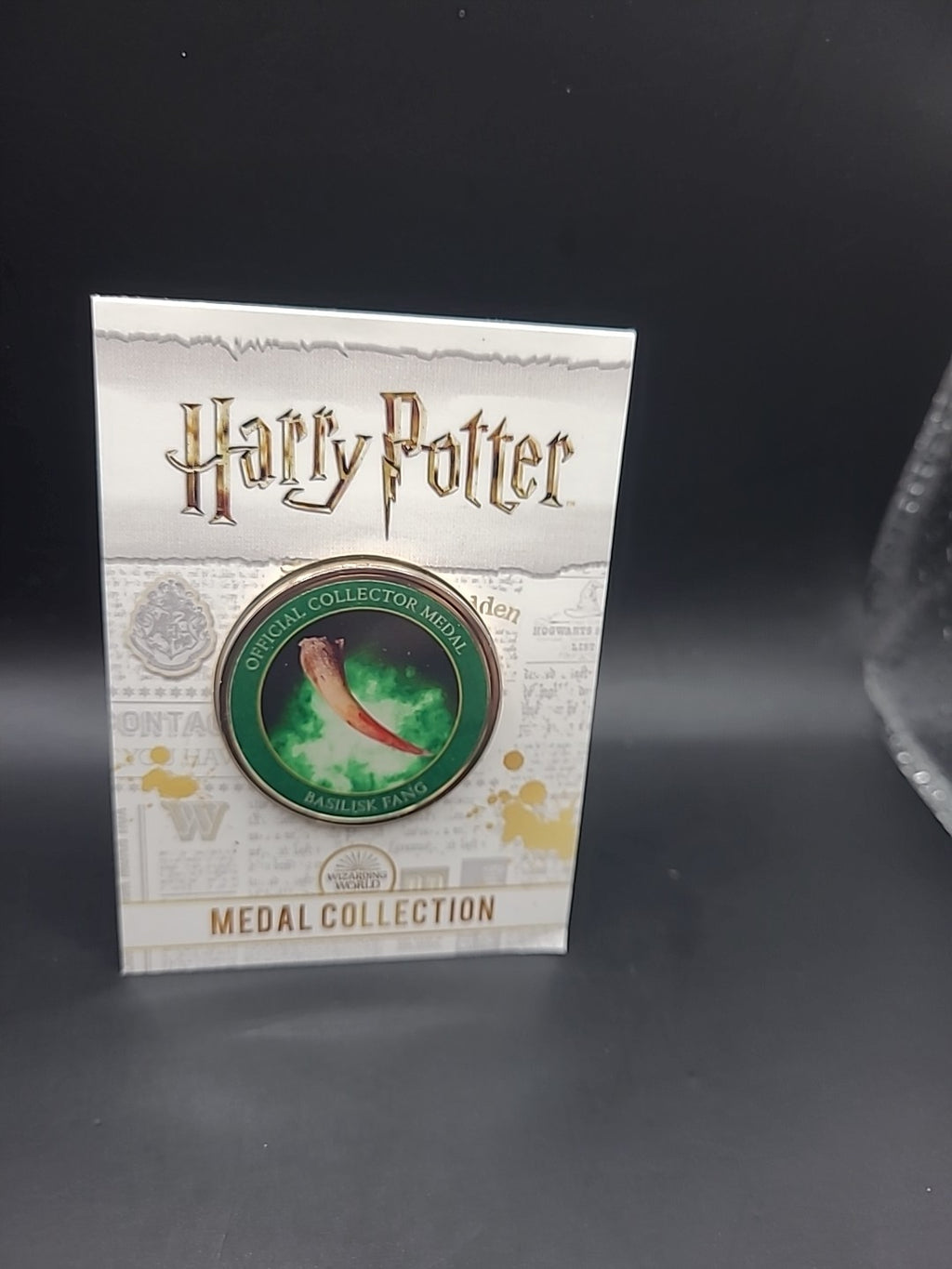 Harry Potter Official Medal Collection GREEN BASILISK FANG
