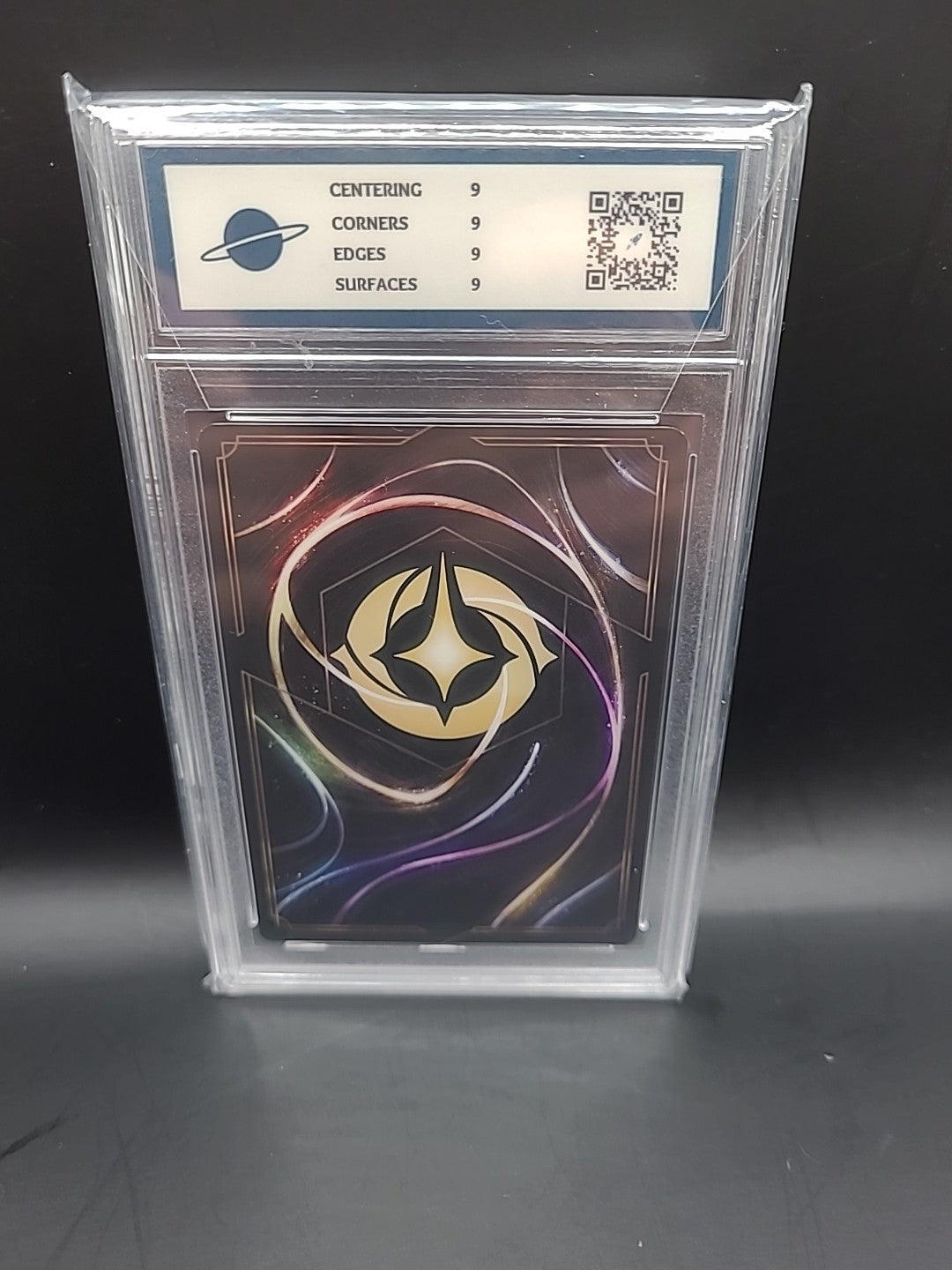 144/204 THE QUEEN FAIREST RKT GRADED 9 SUPER RARE DISNEY LORCANA CARD