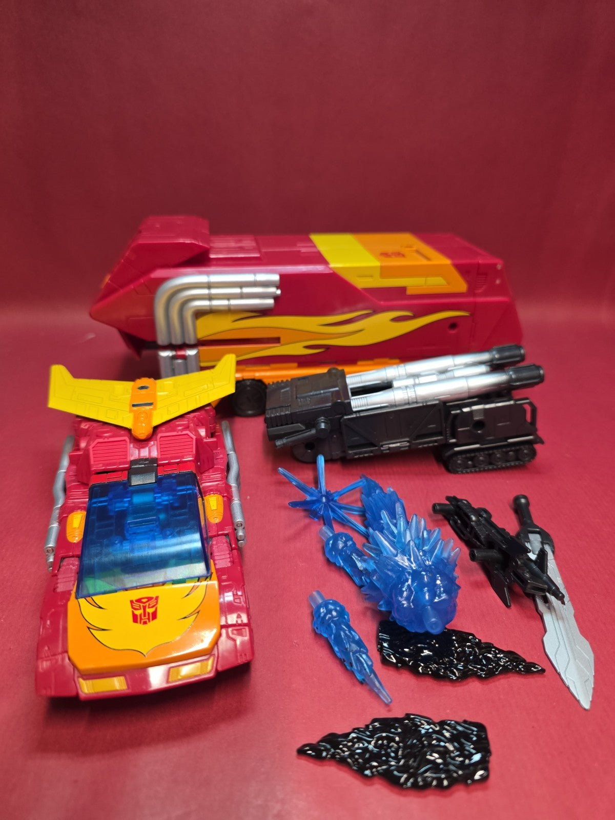Hasbro Transformers  Commander Class WFC-K29 Rodimus Prime. READ DESCRIPTION 