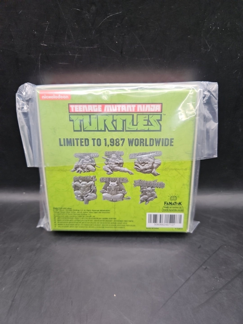 Teenage Mutant Ninja Turtles - Limited Edition Set of 6 Pin Badges 1987 Worldwid