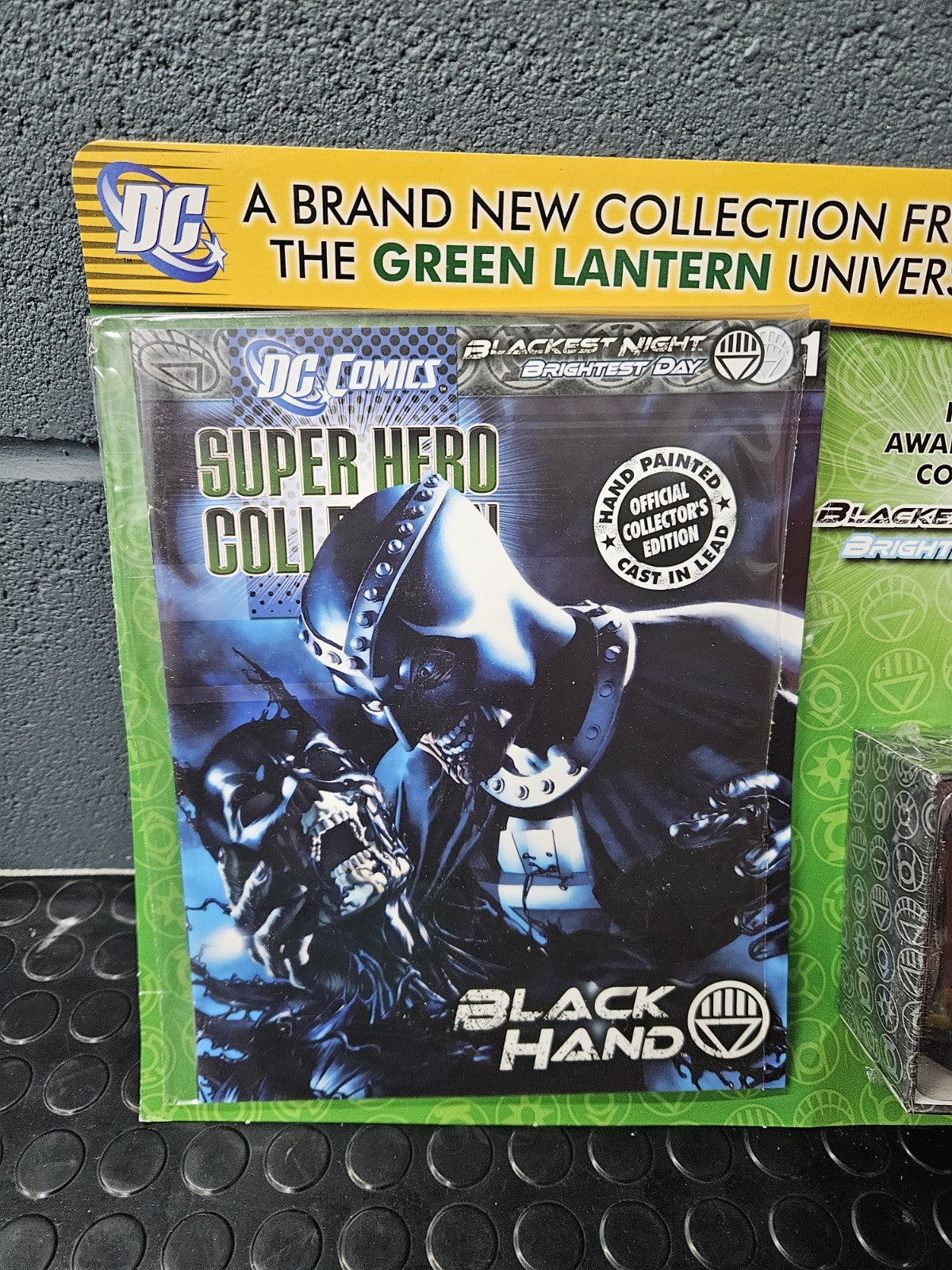 (Eaglemoss) DC Comics - Blackest Night / Brightest Day: Issue #01 Black Hand ~