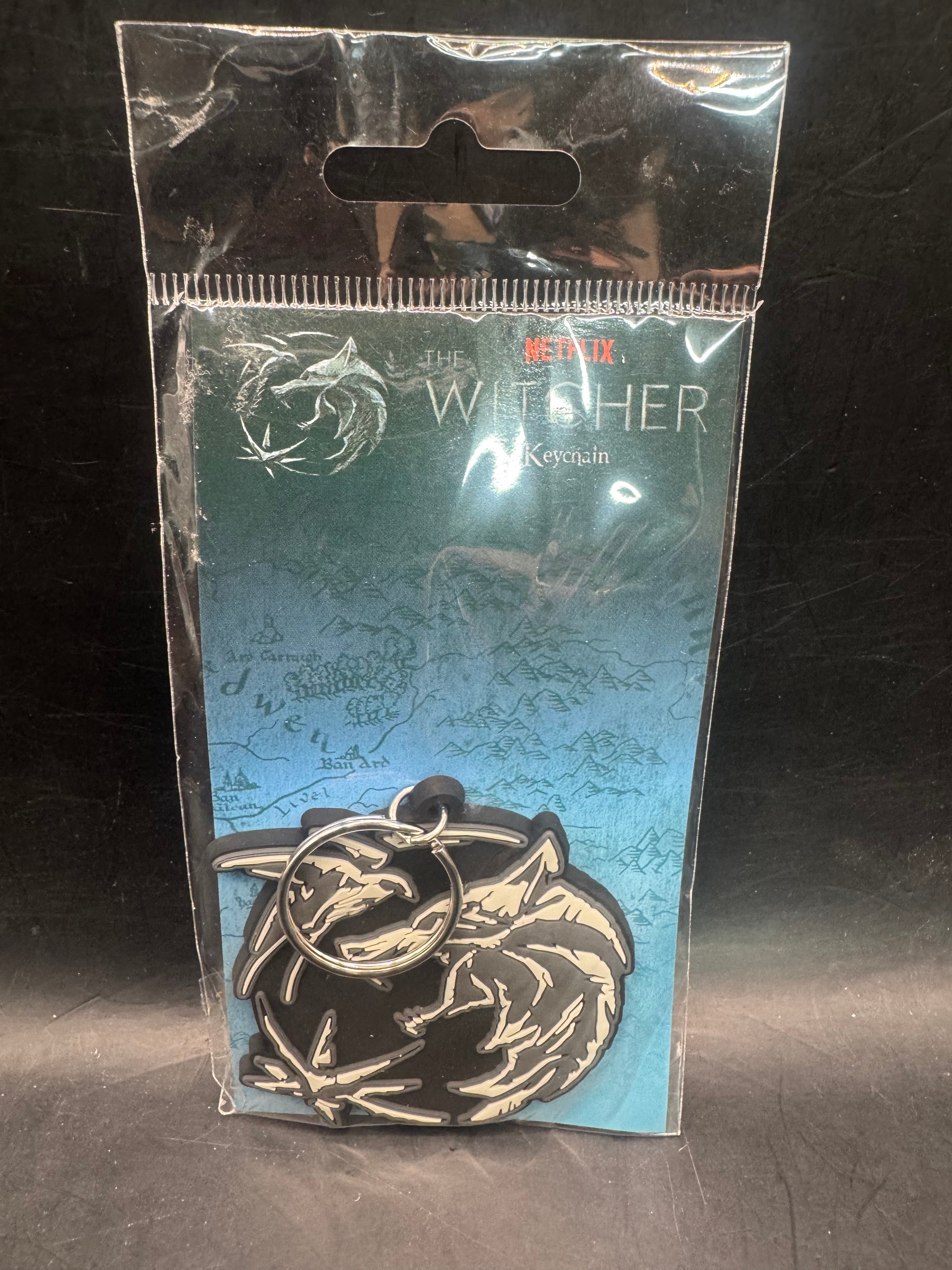 THE WTCHER KEYCHAIN