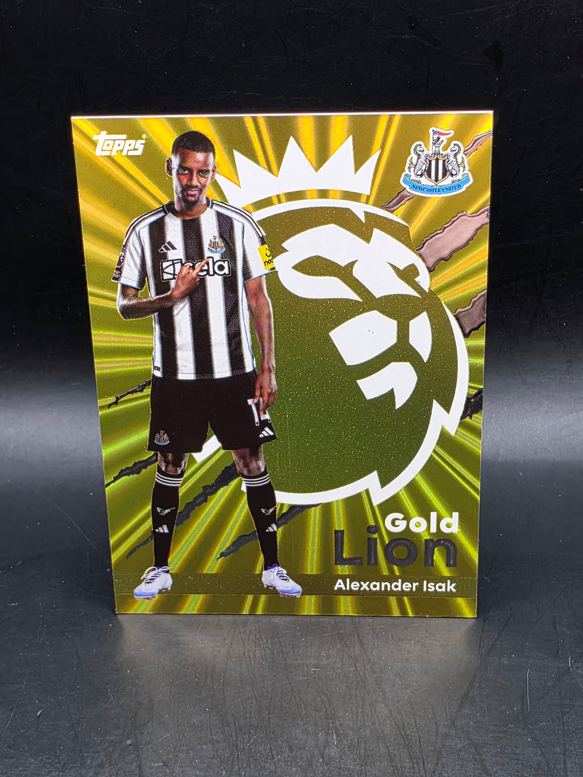 Alexander Isak 2025 Topps Premier League Gold Lion Insert Newcastle United GL14