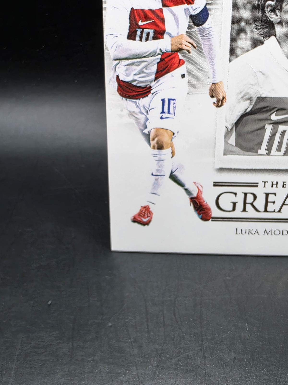 Futera Unqiue #113 2025 Luka Modrić The Greats Base Football Card