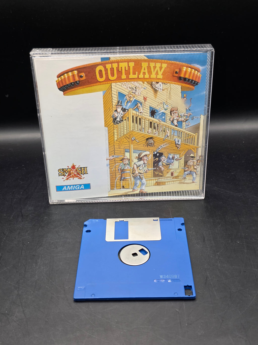 Outlaw By Smash 16 ~ Original Boxed Amiga Game