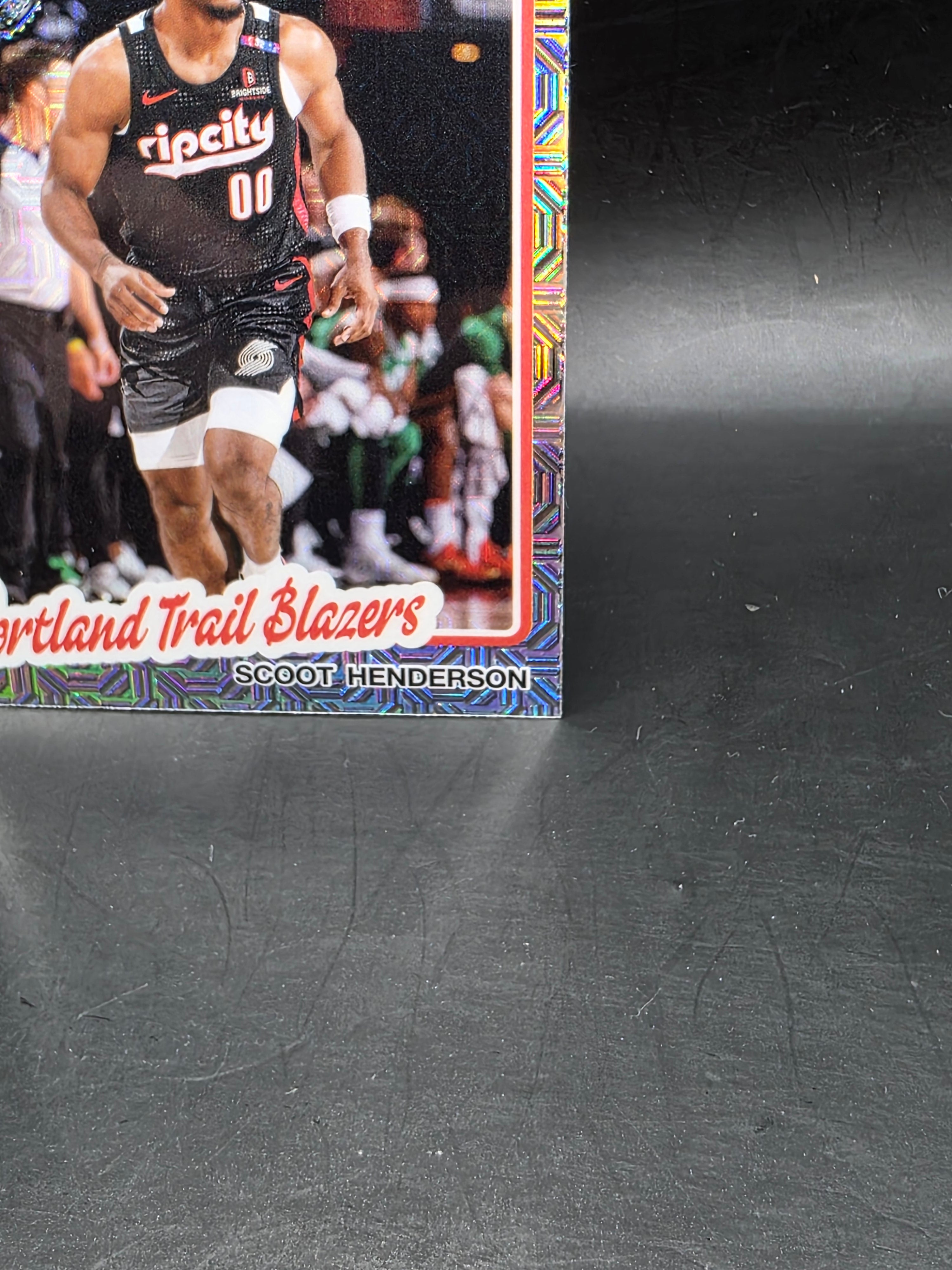 SCOOT HENDERSON 'SILVER PACK MOJO' (PORTLAND, TOPPS BASKETBALL 2025-26)M/NM