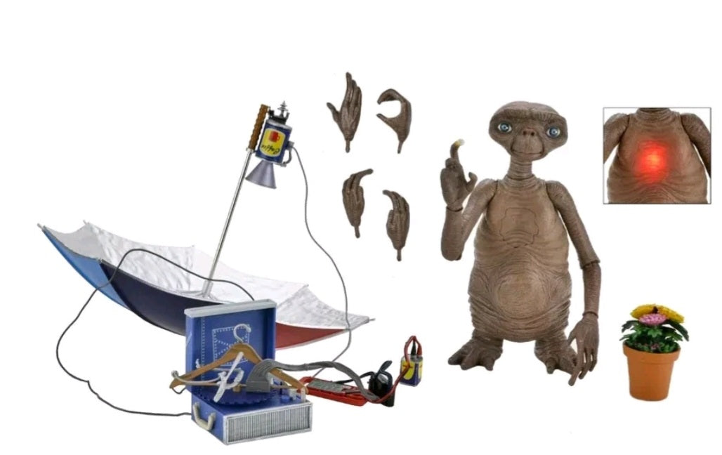 NECA E.T 40th Anniversary Deluxe Ultimate 7" Figure