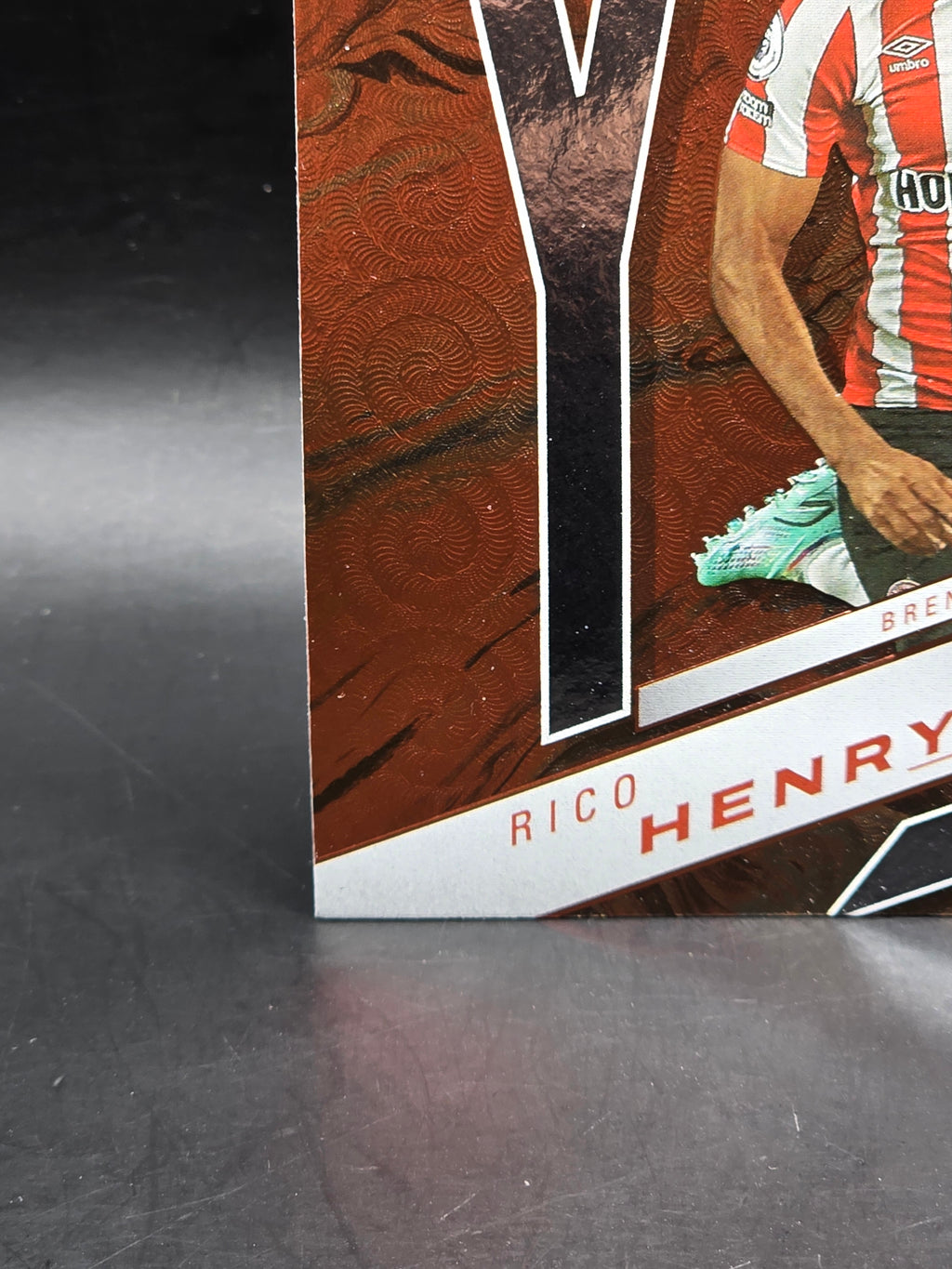 Donruss Elite Premier League 22/23 Spellbound Brentford Henry (Y) #5