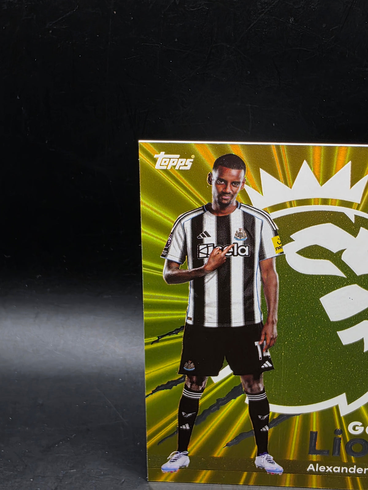 Alexander Isak 2025 Topps Premier League Gold Lion Insert Newcastle United GL14