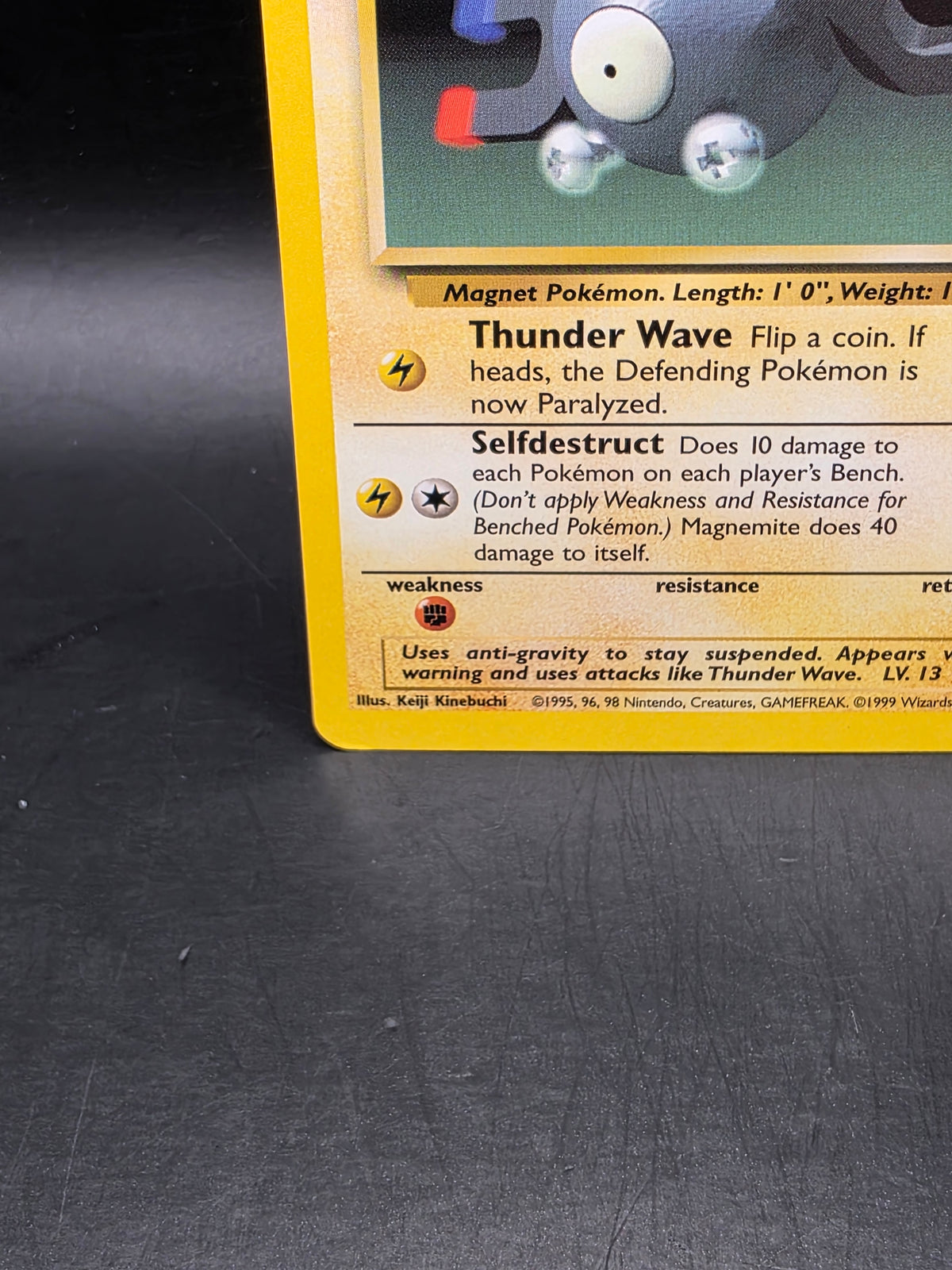 Magnemite 53/102 Regular Pokémon Card Base Set Unlimited Common WOTC LP
