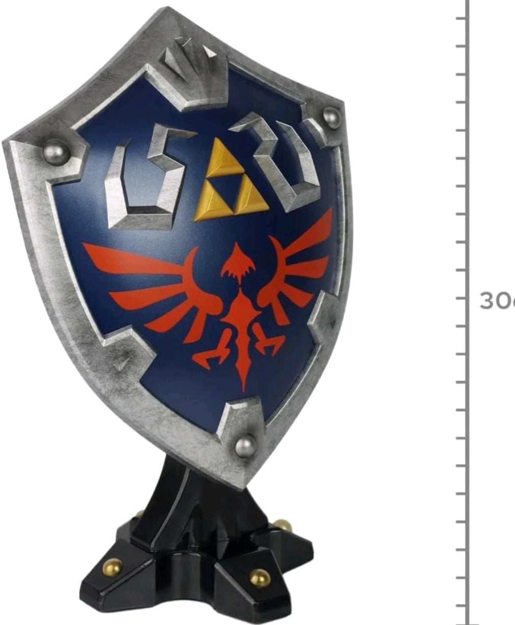Legend Of Zelda Hylian Shield Collectors Piece NEW OFFICIAL EXCLUSIVE EDITION