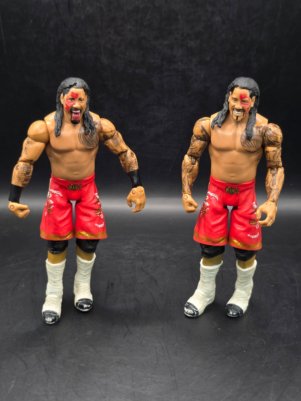 WWE Wrestling Jimmy & Jey Uso The Usos Bloodline Battle Pack Figures