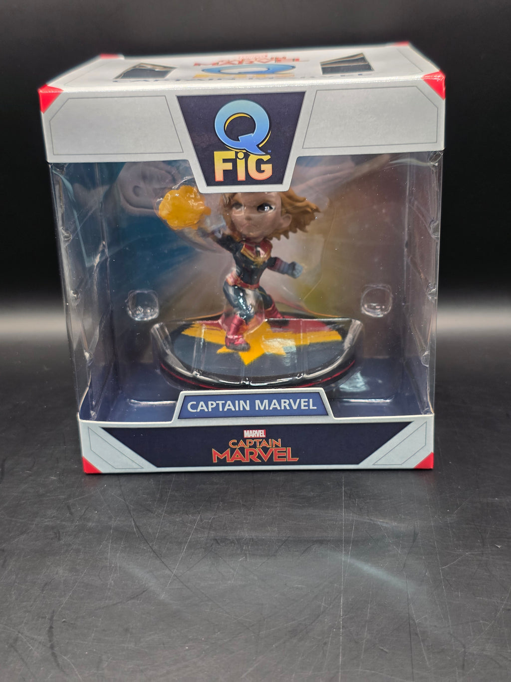 Captain MARVEL Q-Fig Vinyl by Quantum Mechanix Collector Figure NEW IN BOX