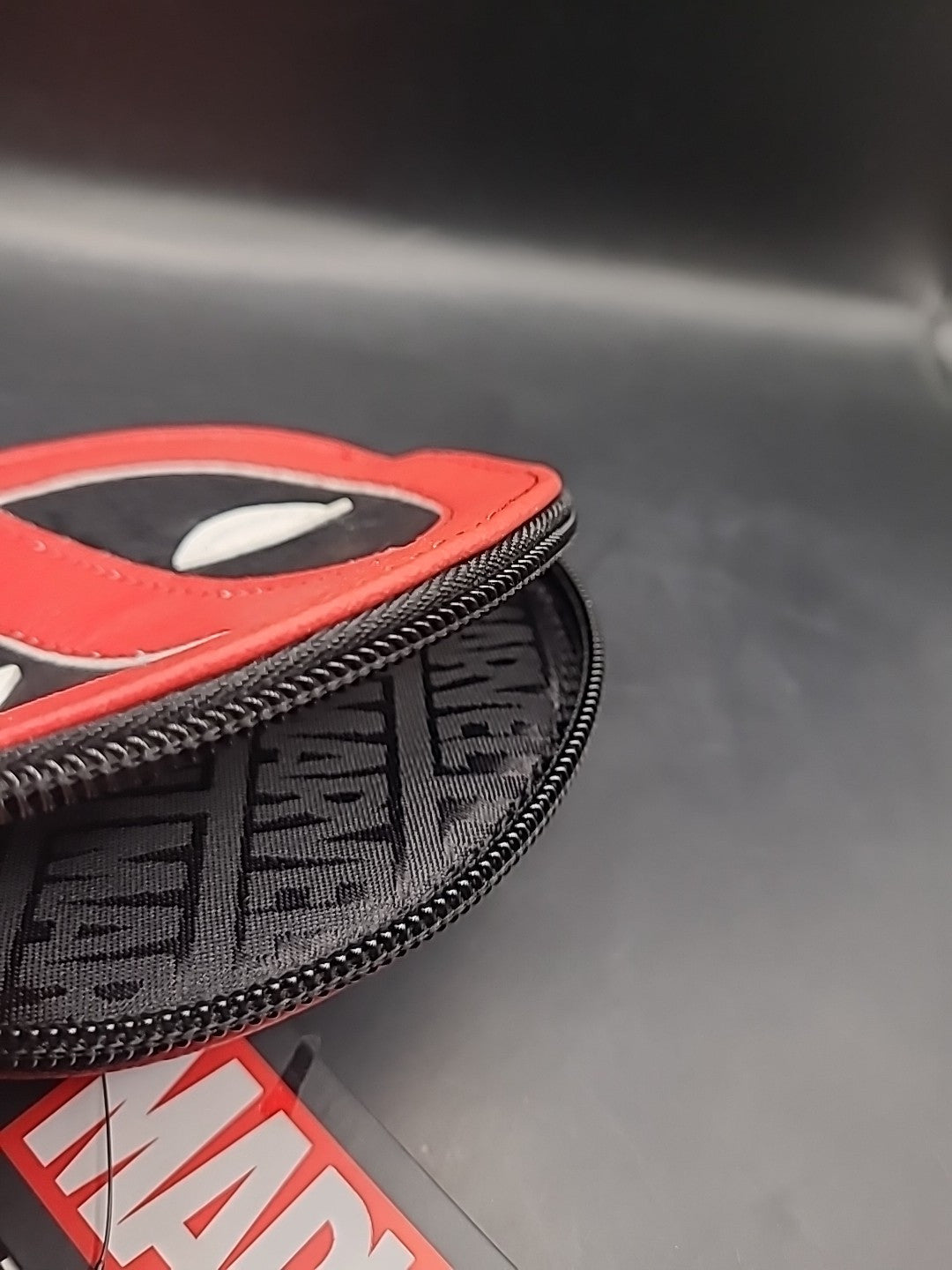 Loungefly Marvel Universe Deadpool Coin Bag Wallet