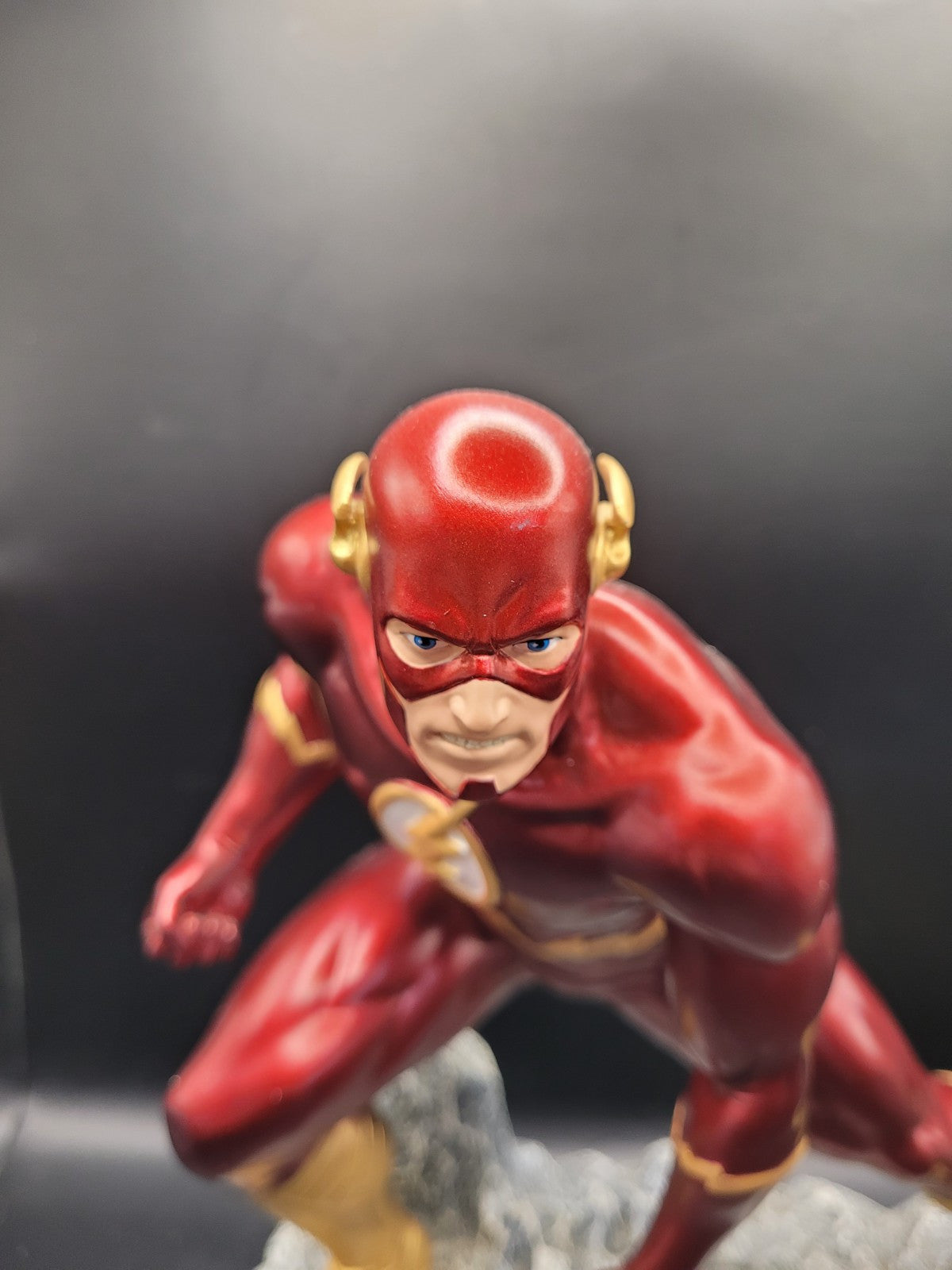 Ikon Collectables The Flash: The New 52 - The Flash 1/6th Scale Metallic Statue