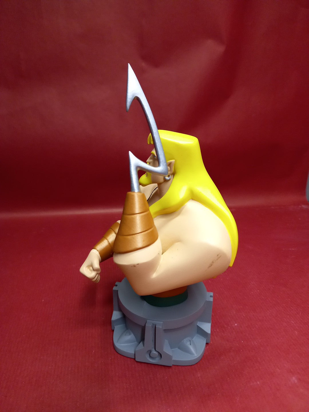 Diamond Select Justice League Aquaman Resin Bust #315 Of 3000